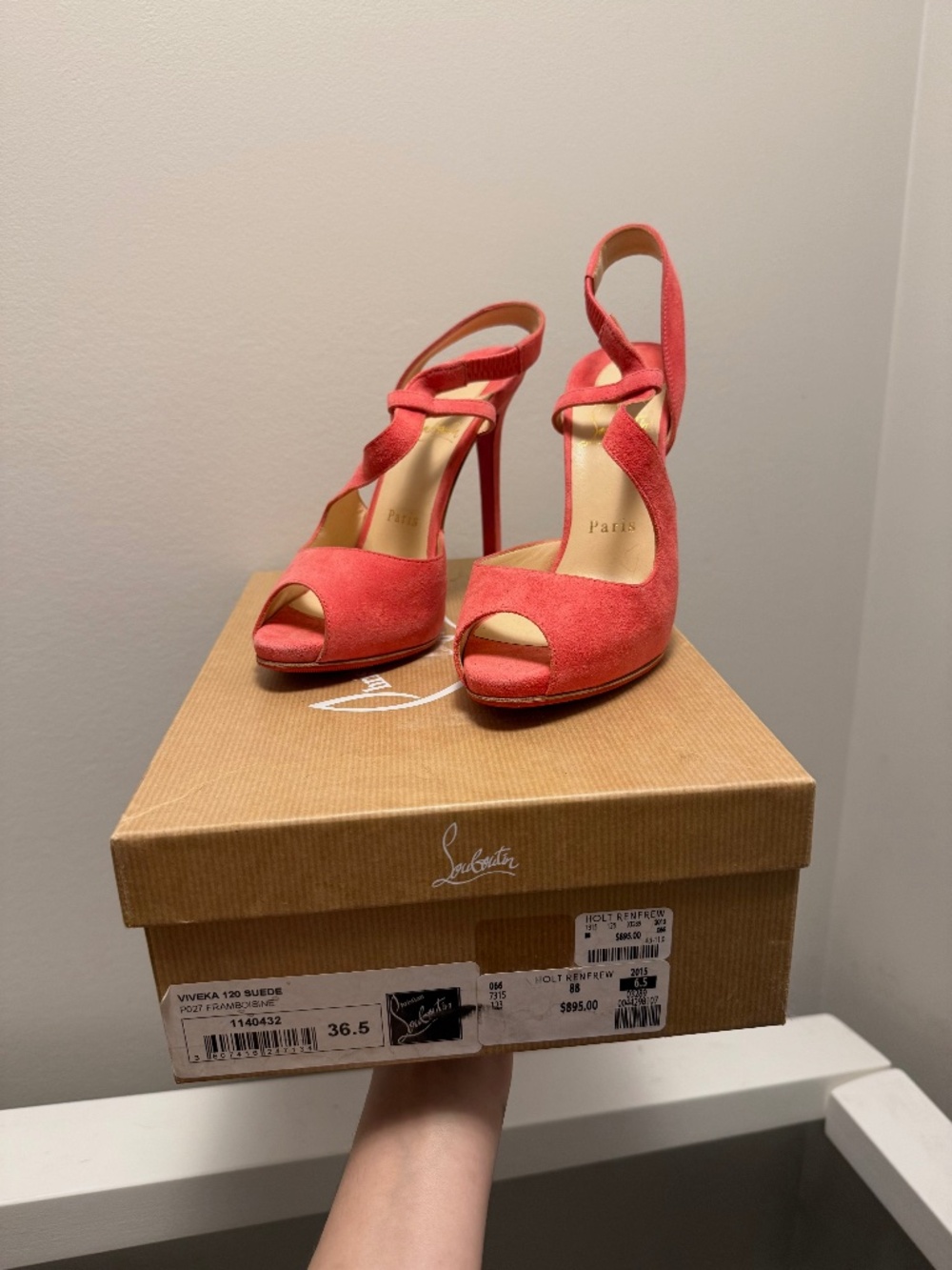 Christian louboutin viveka suede
